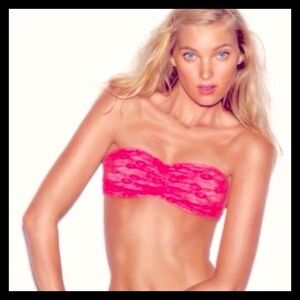 💕ⓅⒾⓃⓀ ⓋⓈ Pink Lace Bandeau Bralette✨NWT✨💕